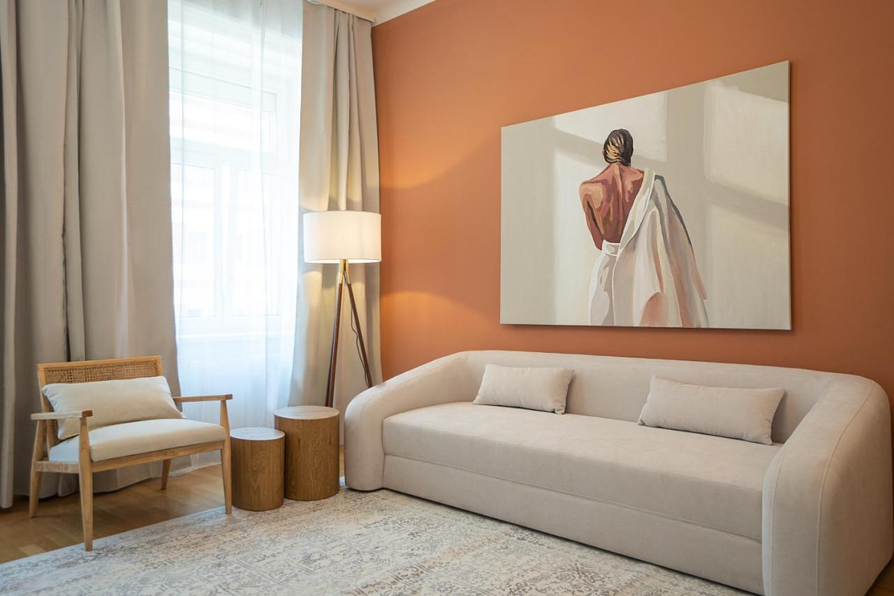 וינה Bright 3-Room Apartment With A King-Size Bed מראה חיצוני תמונה